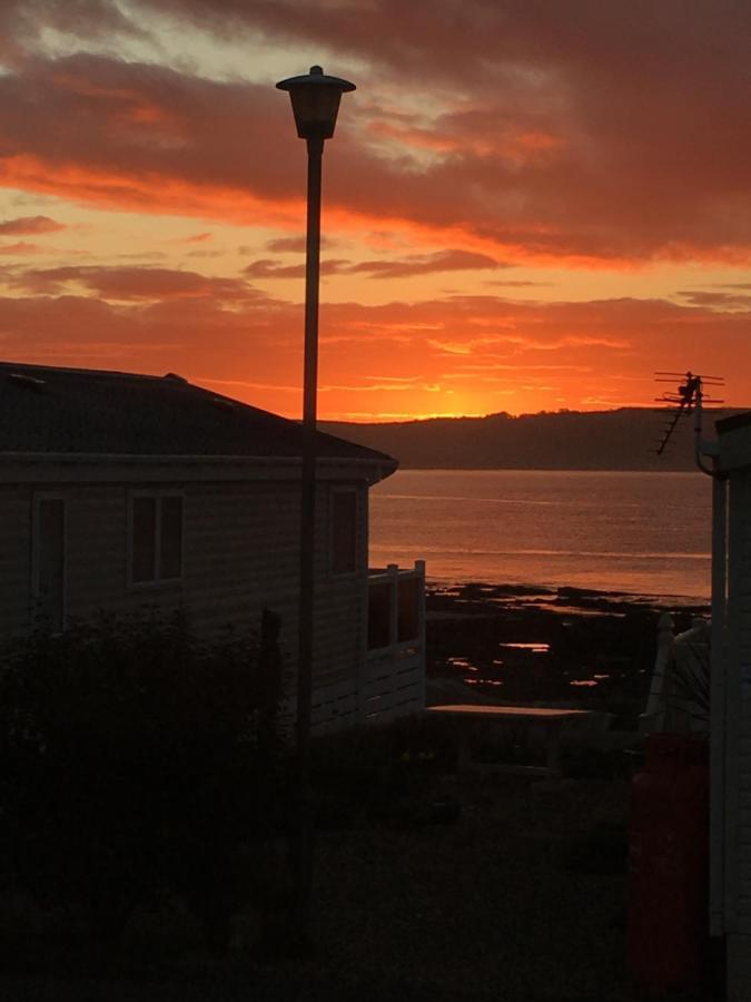 Caravan By The Sea Trecco Bay Porthcawl Exterior photo